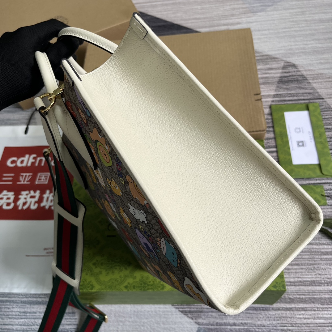 Gucci Shopping Bags